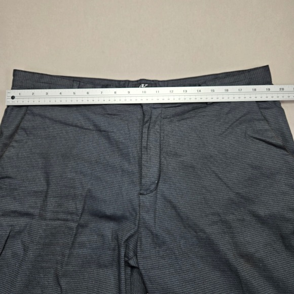 Calvin Klein Golf Shorts‎ Flat Front Modern Fit Gray Men's Size 38 - Picture 8 of 9